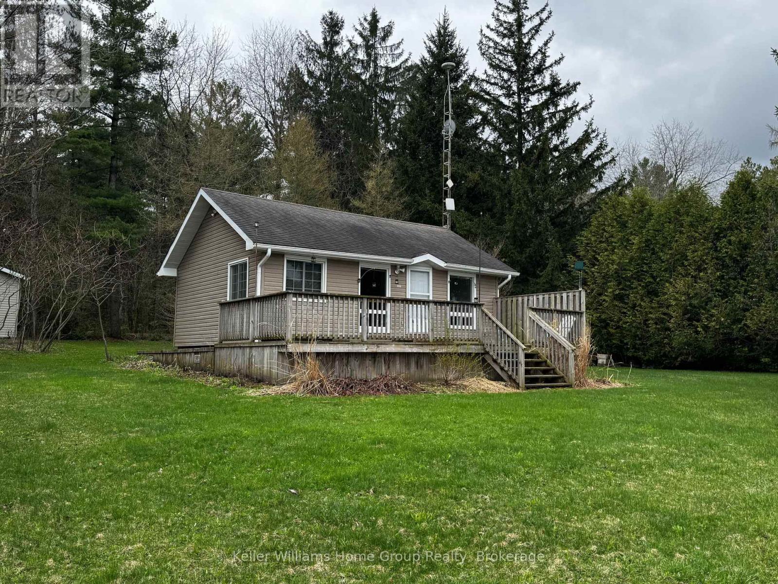 48 Third Line Property Photo 1