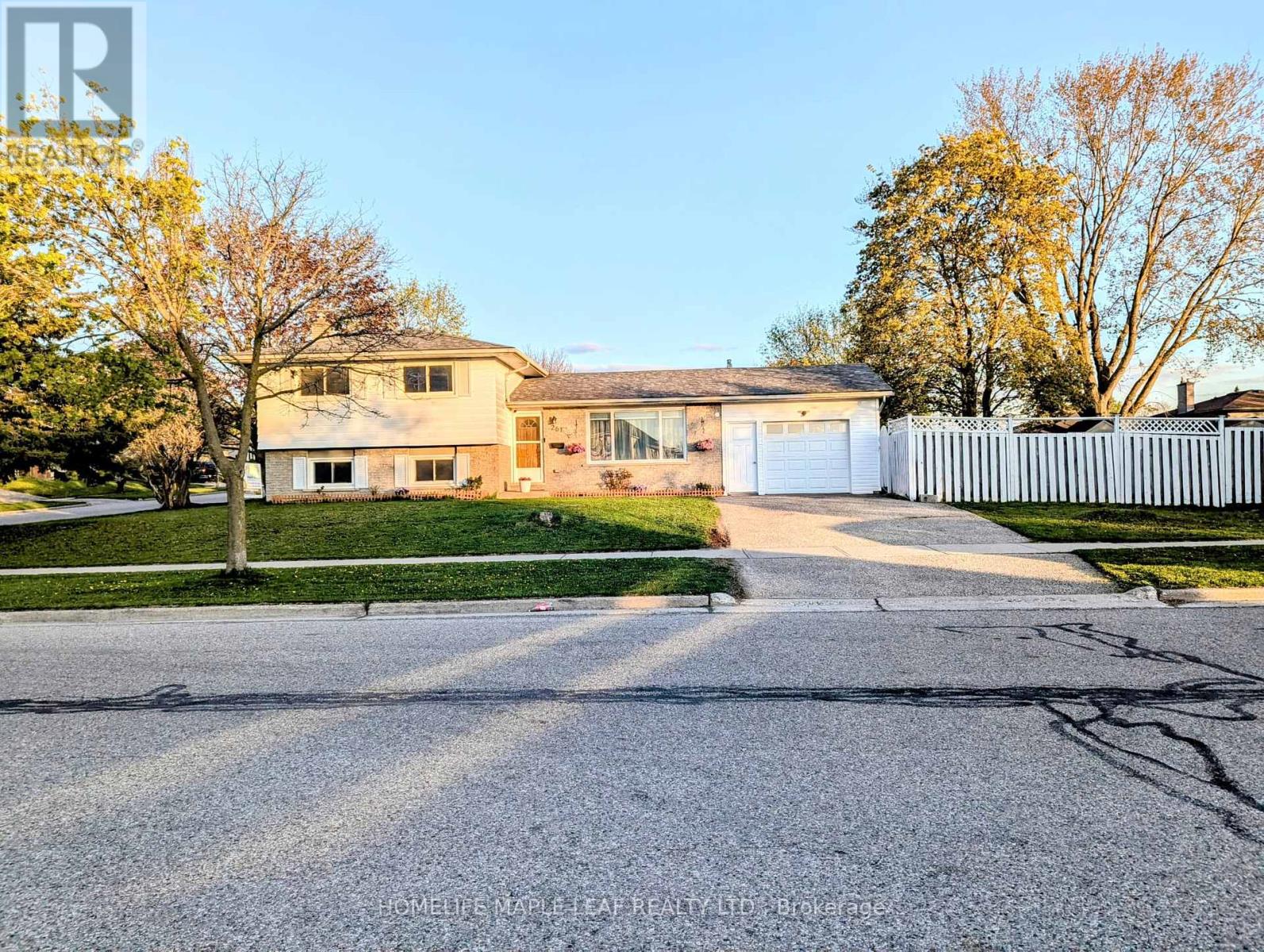 261 Overlea Drive Property Photo 1