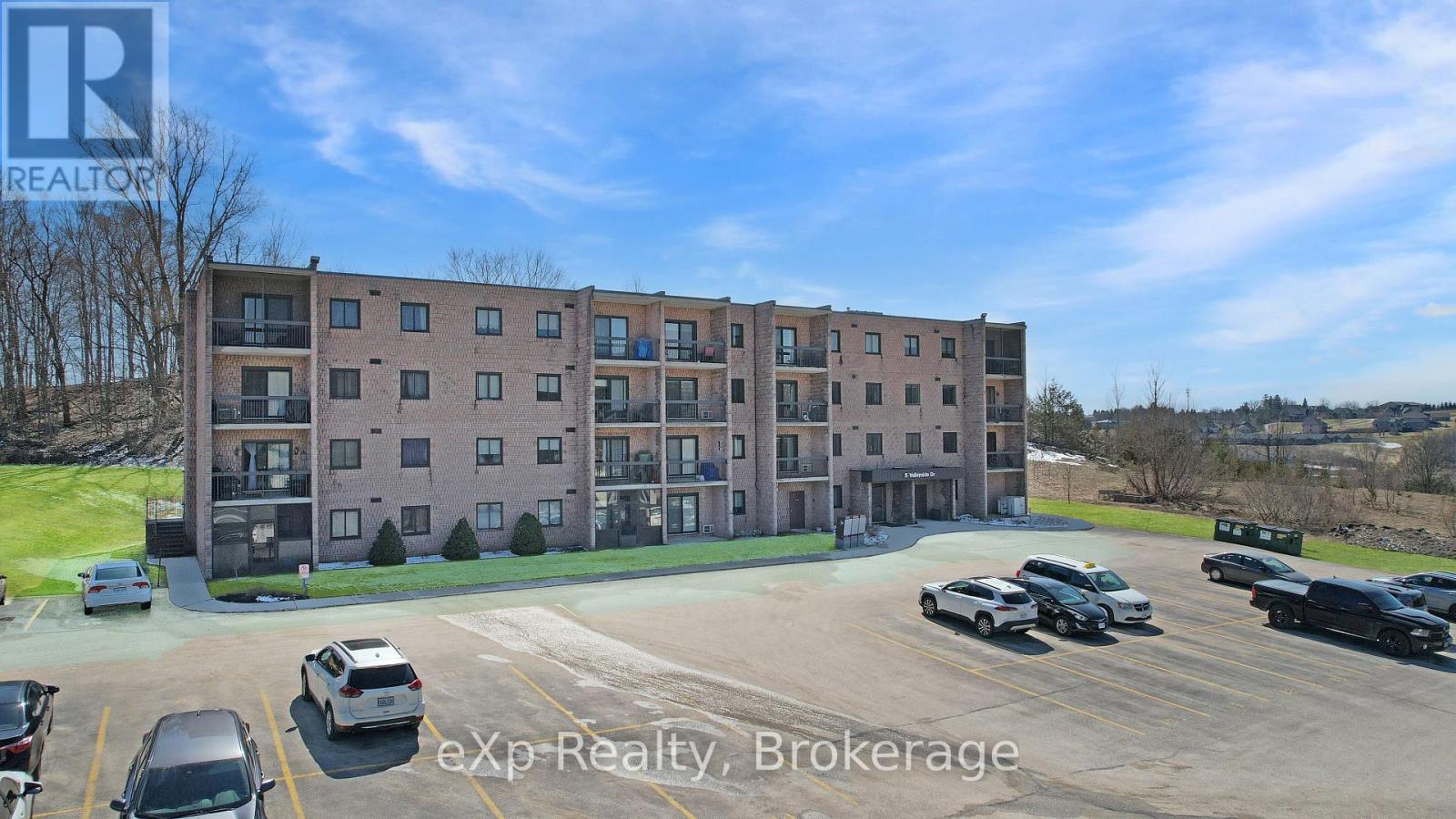 306 - 5 Valleyside Drive Property Photo 1