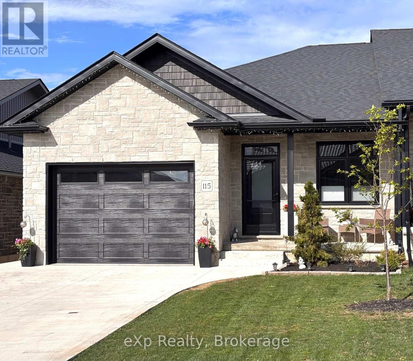 115 Irishwood Lane Property Photo 1