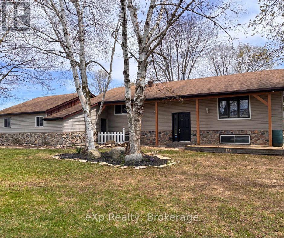 572 LOUISA STREET Property Photo 1