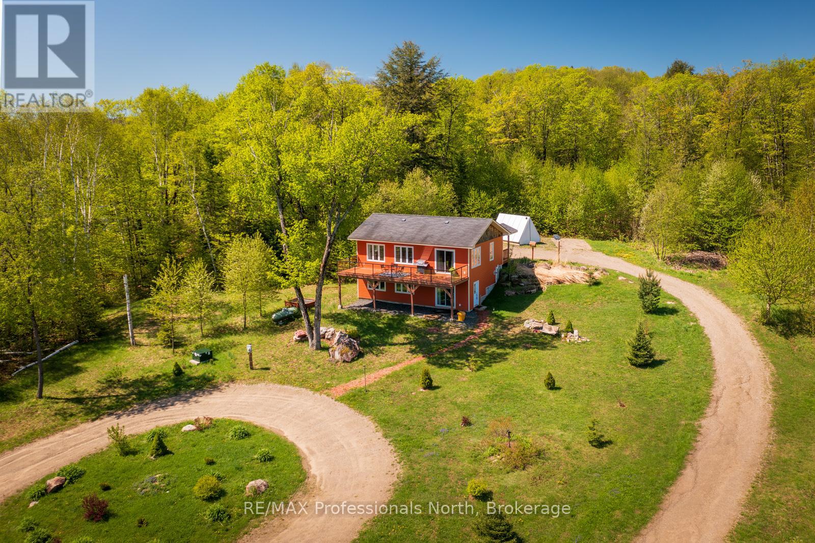 4043 Highway 60 Property Photo 1