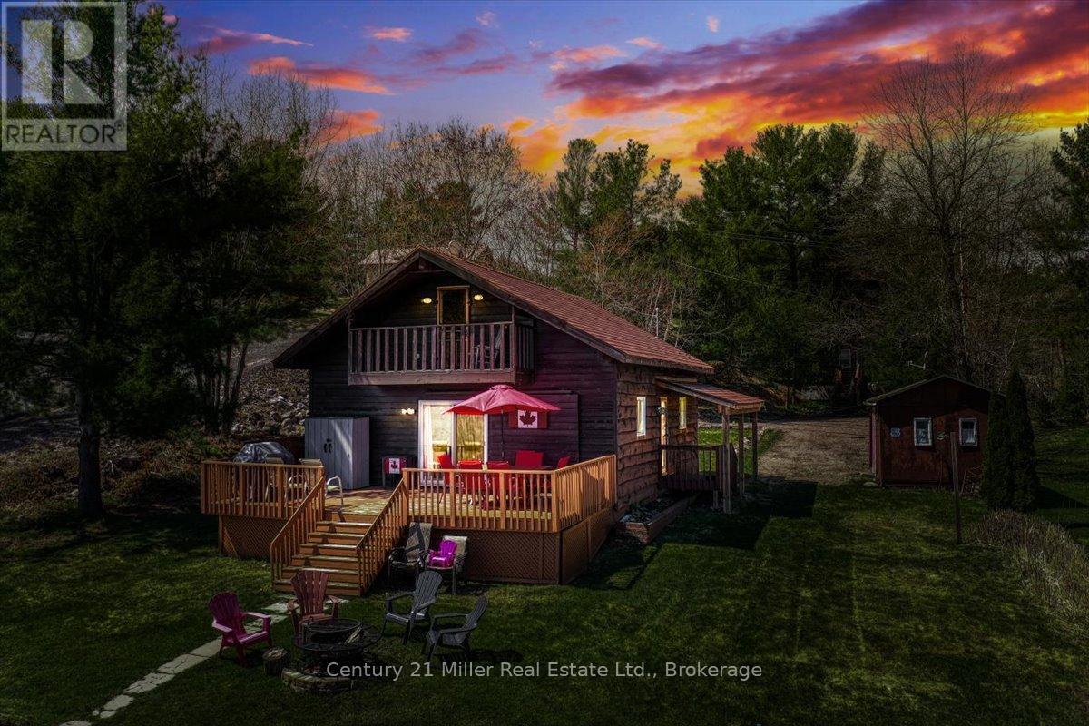 100 Whippoorwill Rd Property Photo 1