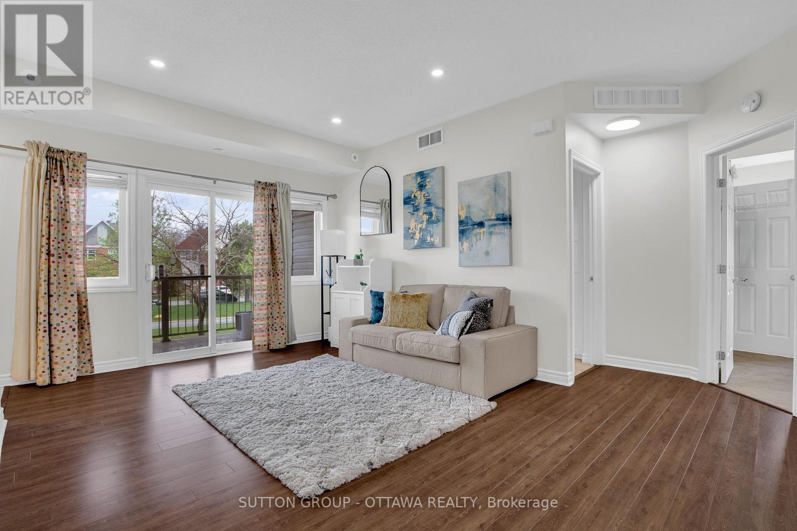 F - 241 Crestway Drive Property Photo 5