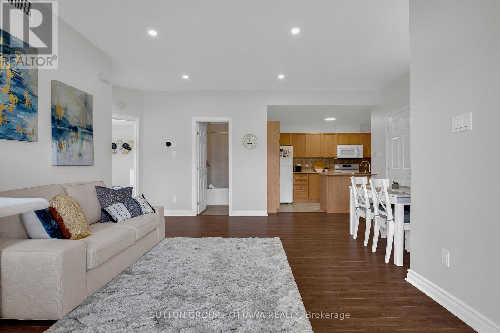 F - 241 Crestway Drive Property Photo 12