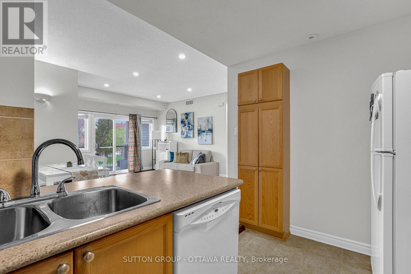 F - 241 Crestway Drive Property Photo 15