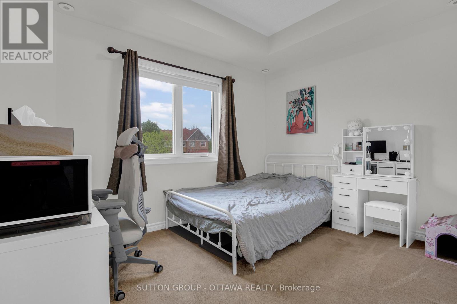 F - 241 Crestway Drive Property Photo 19