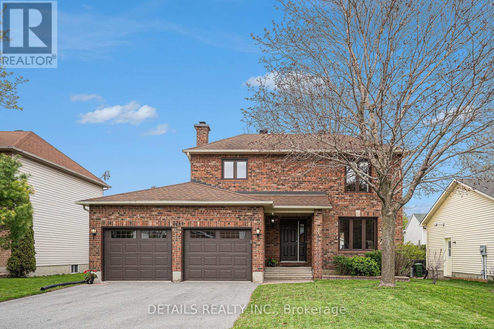 221 MACDOUGALL STREET Property Photo 1
