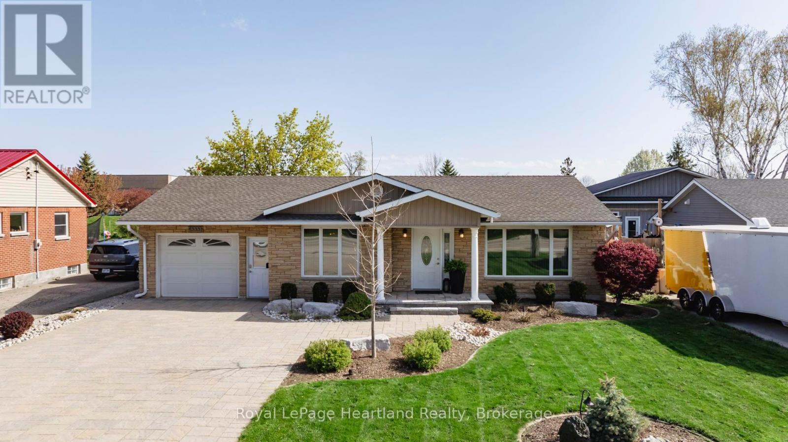 333 Ontario Street Property Photo 1