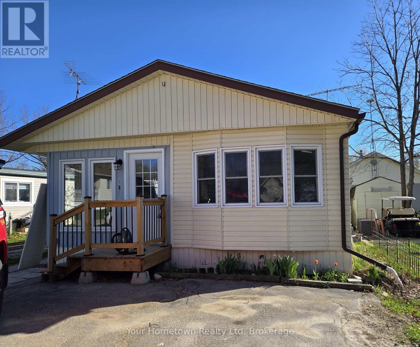 483 Spruce Street Property Photo 1