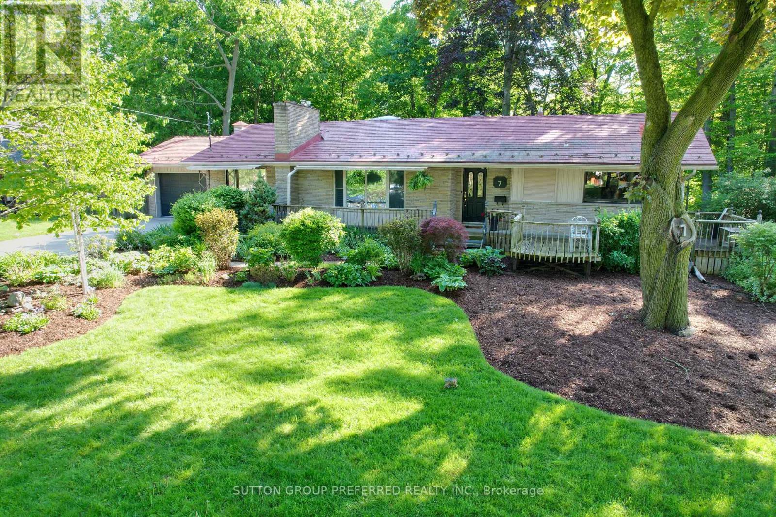 7 METAMORA CRESCENT Property Image