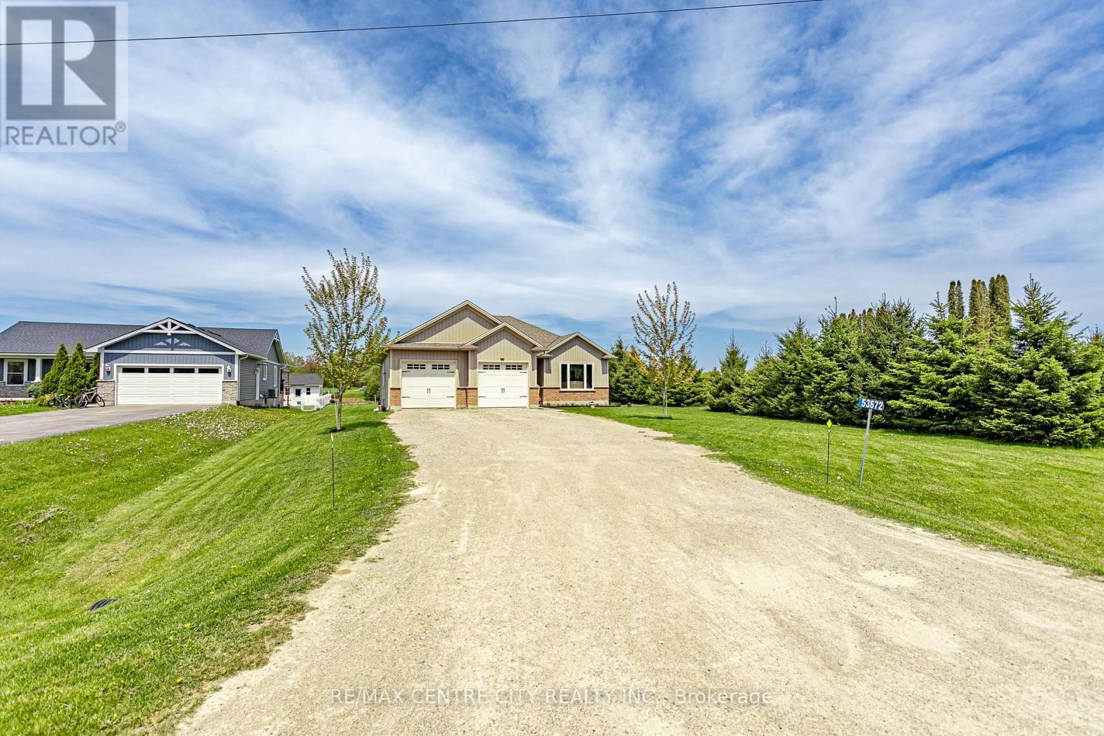 53672 Heritage Line E Property Photo 1