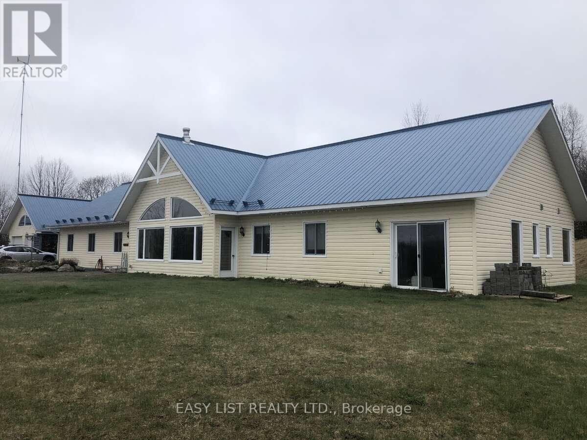 535 Perrier Road Property Photo 2