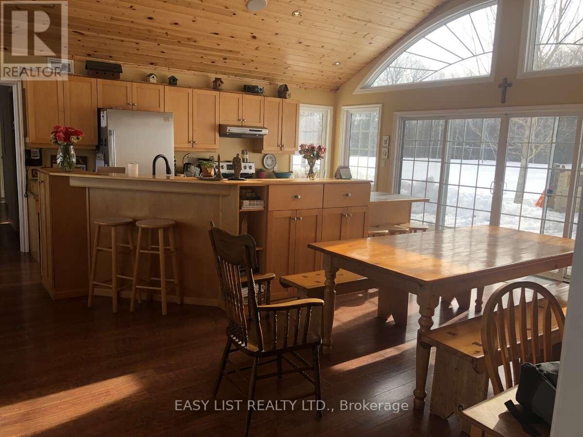 535 Perrier Road Property Photo 6