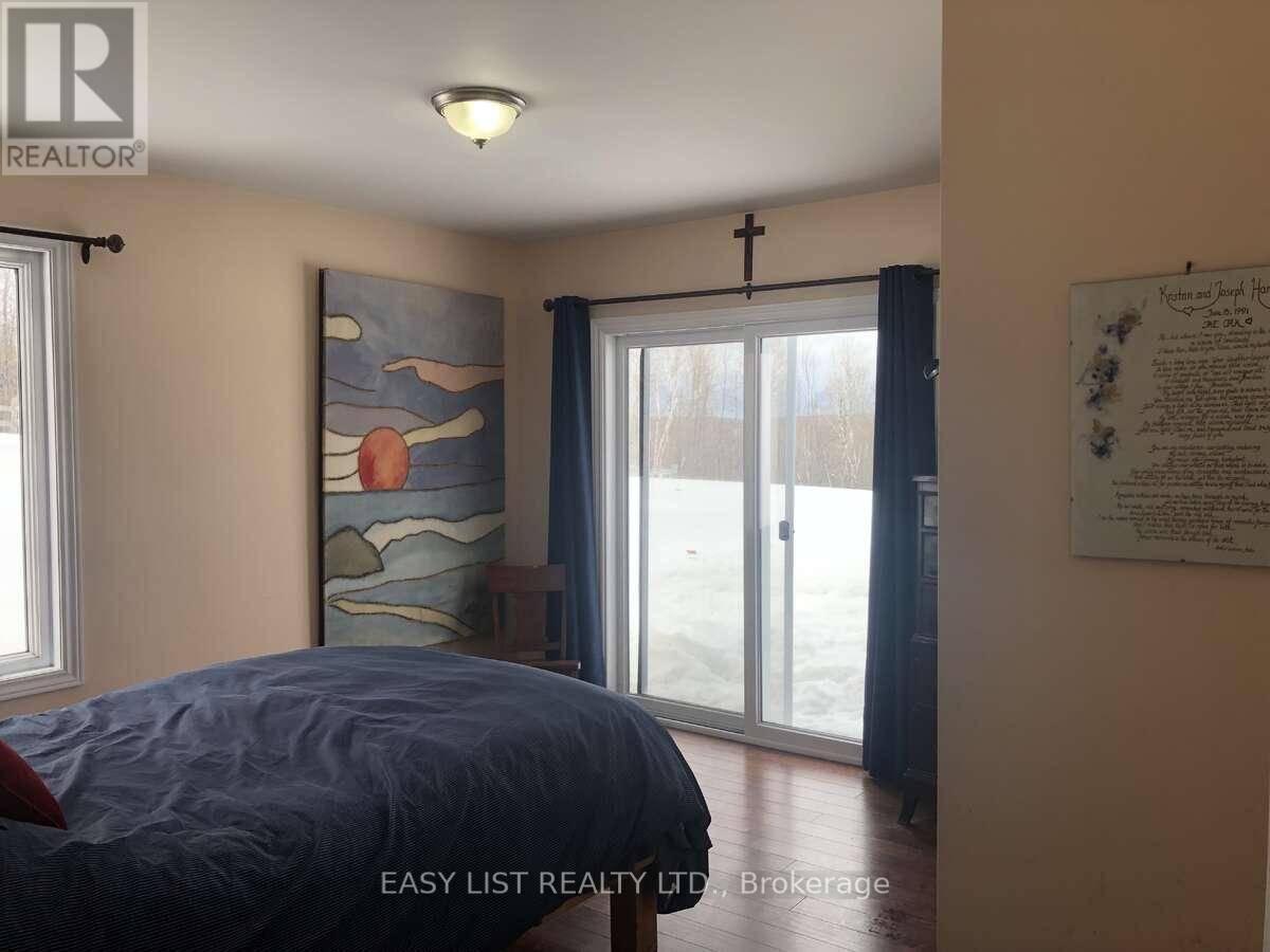 535 Perrier Road Property Photo 11