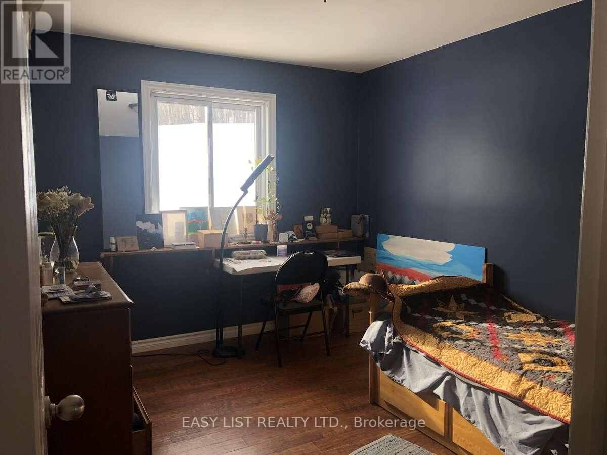535 Perrier Road Property Photo 14