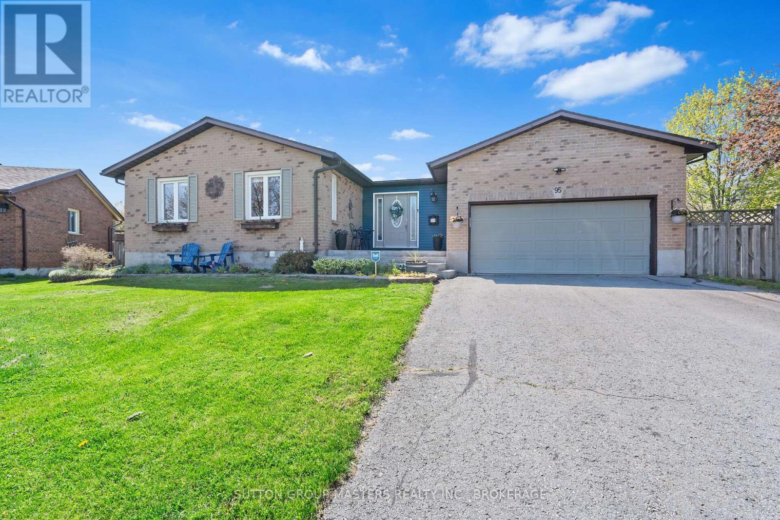 95 NICHOLSON CRESCENT Property Image