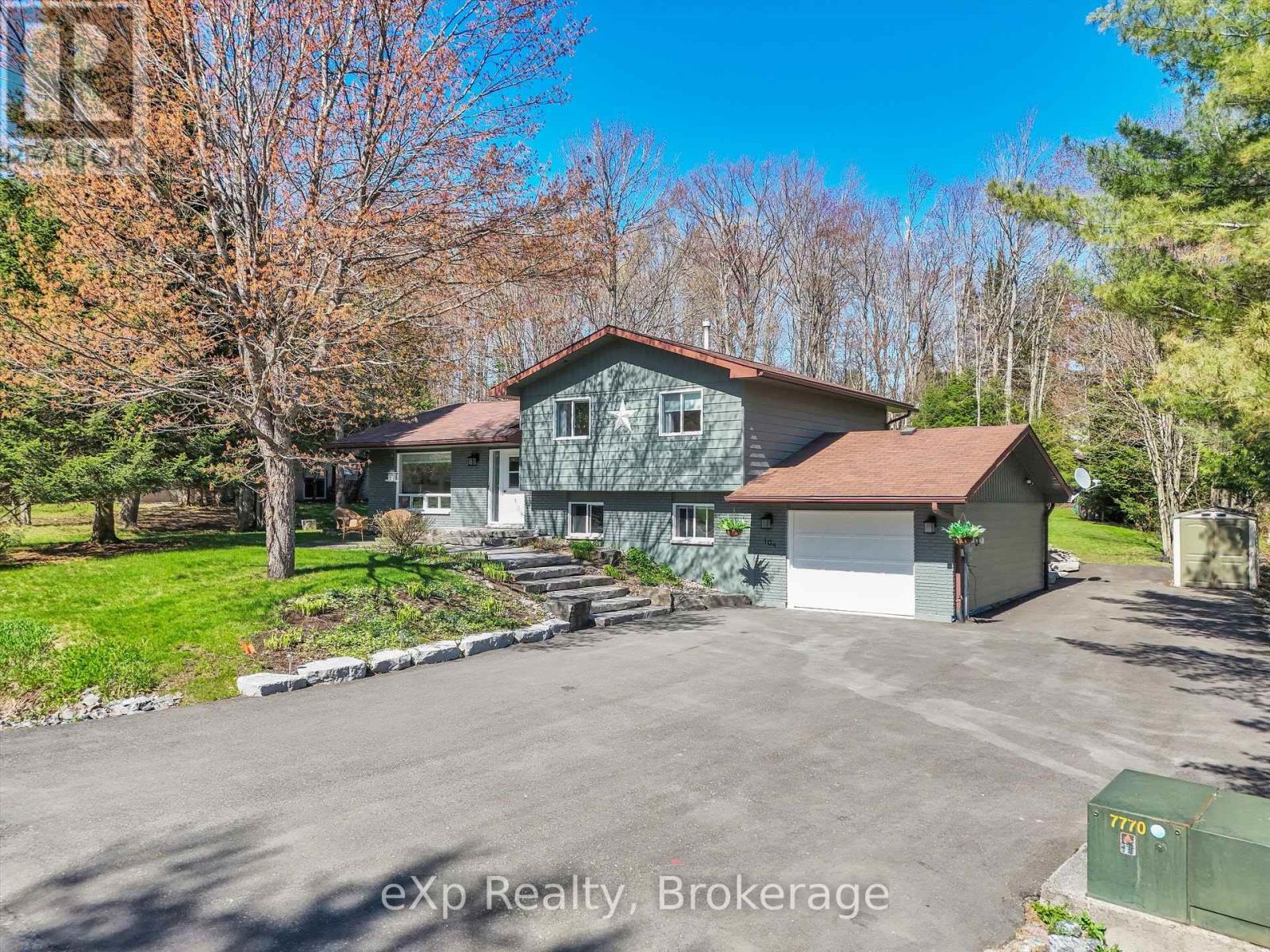 104 Meadow Heights Drive Property Photo 1