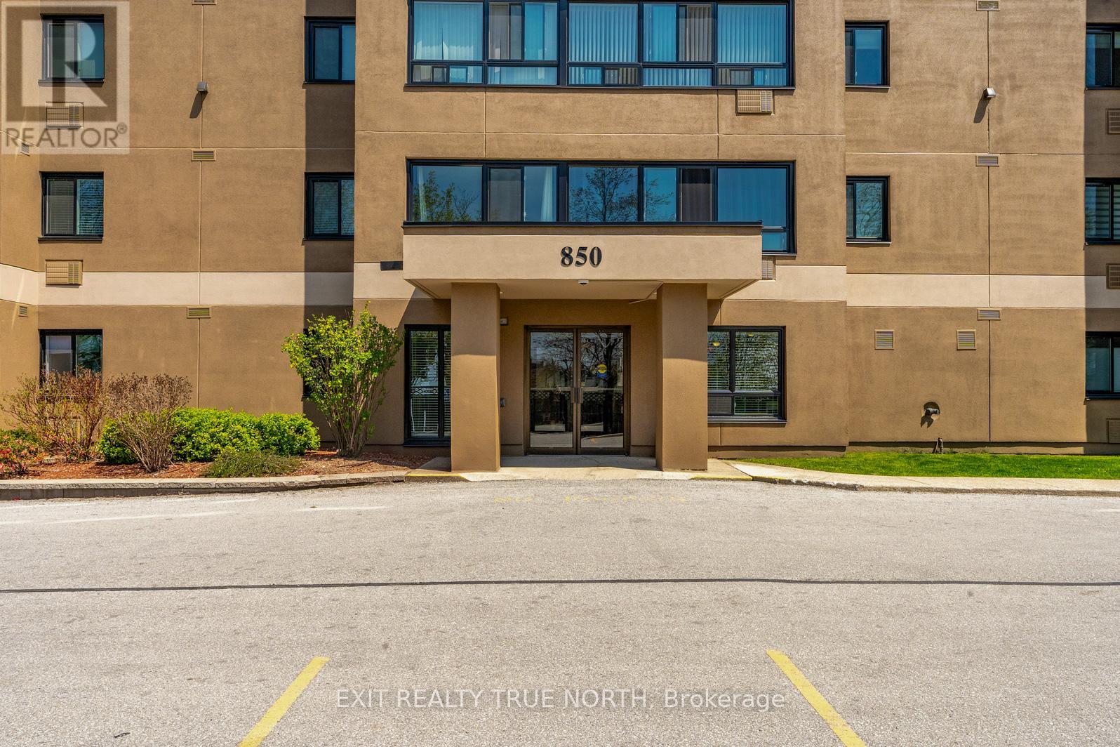204 - 850 6TH STREET E Property Photo 1