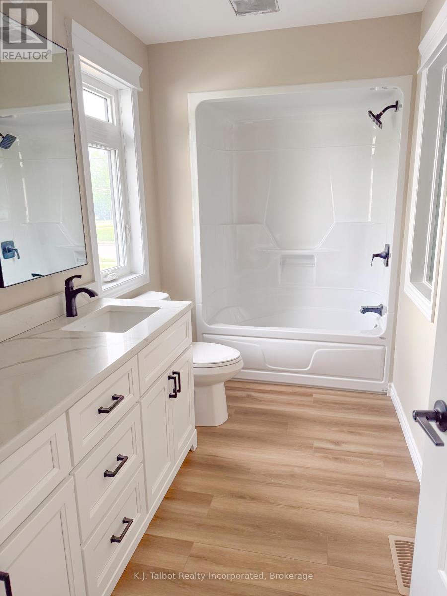 52 Queen Street Property Photo 11