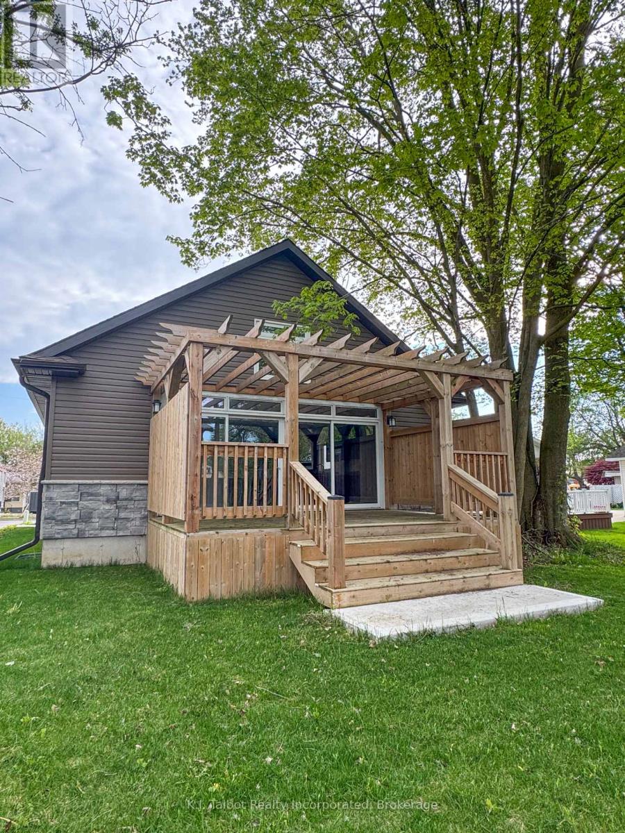 52 Queen Street Property Photo 17