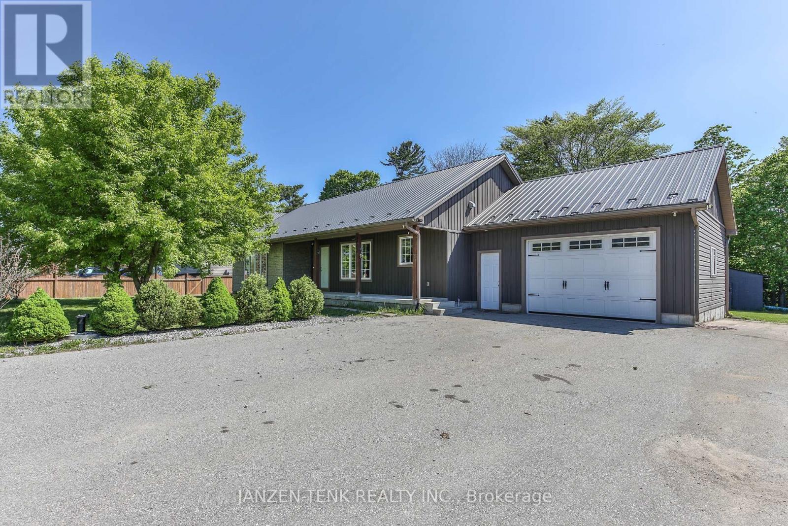 6770 Plank Road Property Photo 2