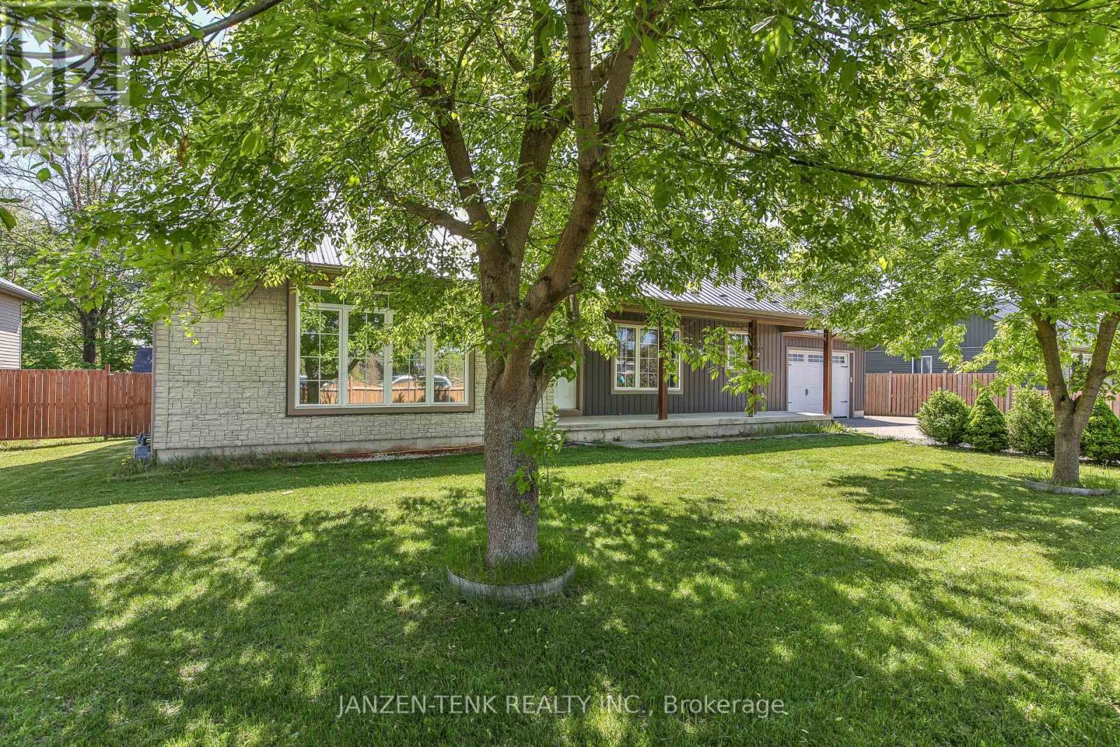 6770 Plank Road Property Photo 5