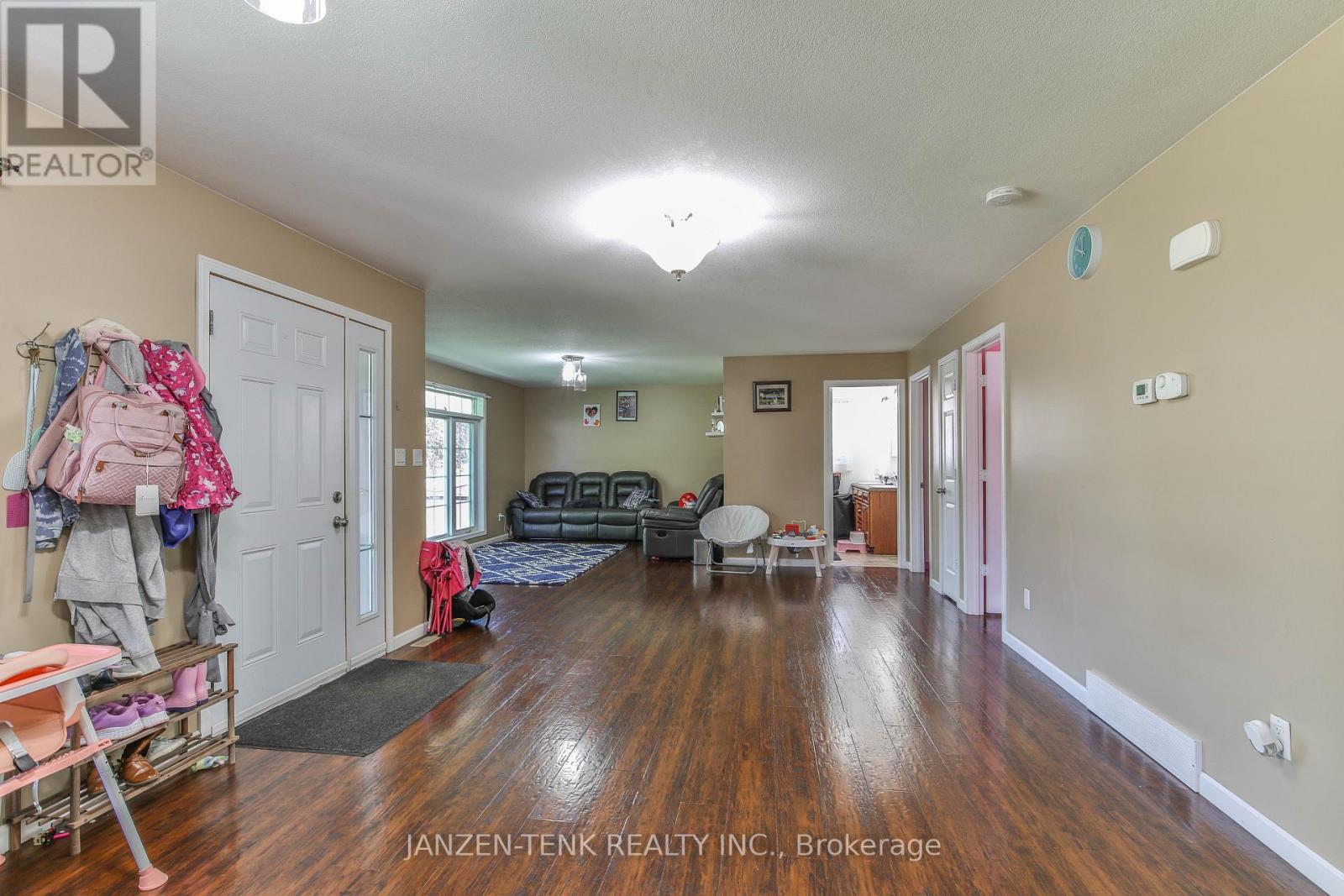 6770 Plank Road Property Photo 12