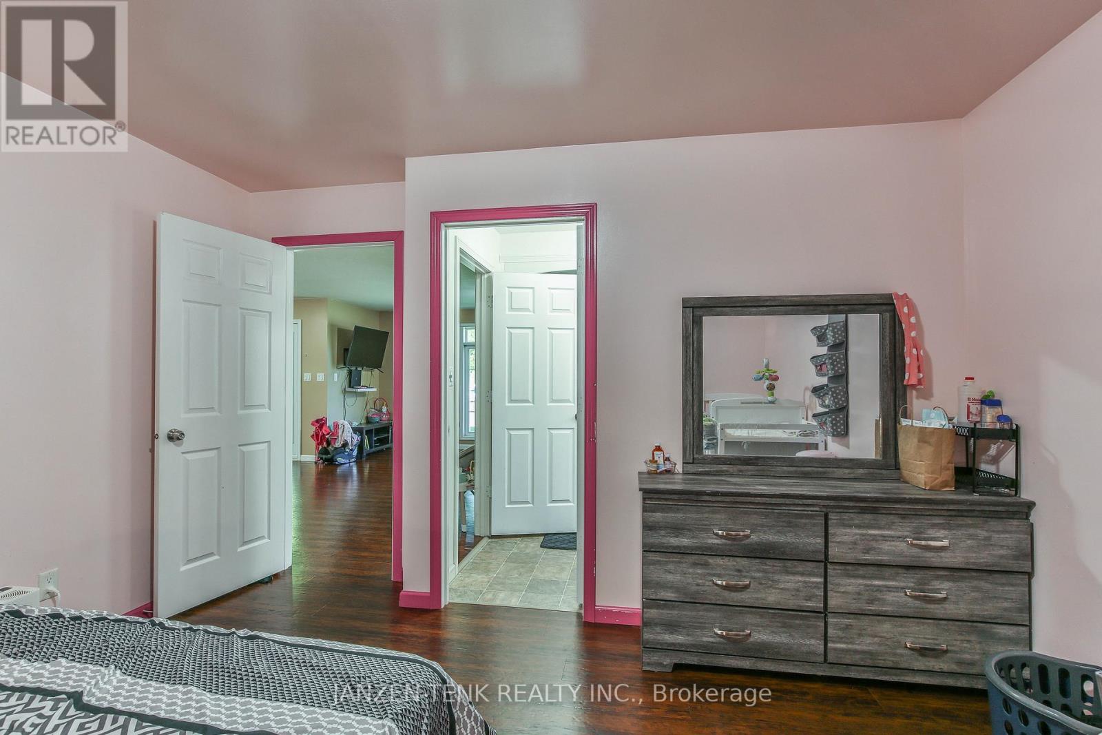 6770 Plank Road Property Photo 19