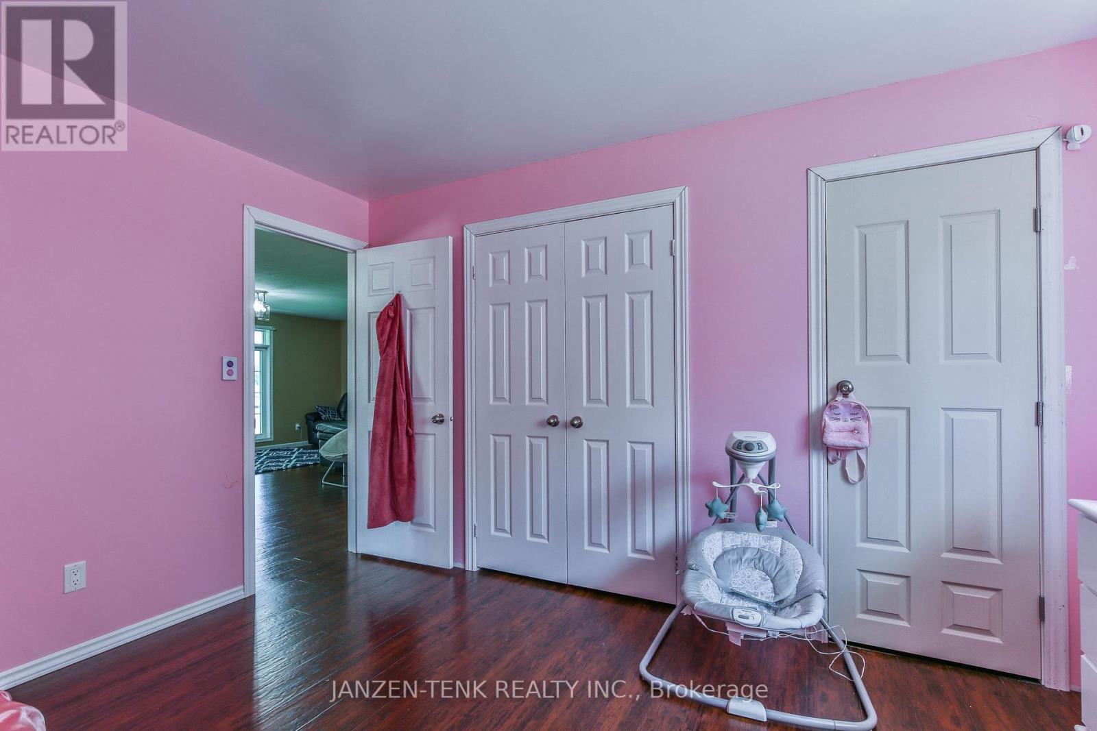 6770 Plank Road Property Photo 23