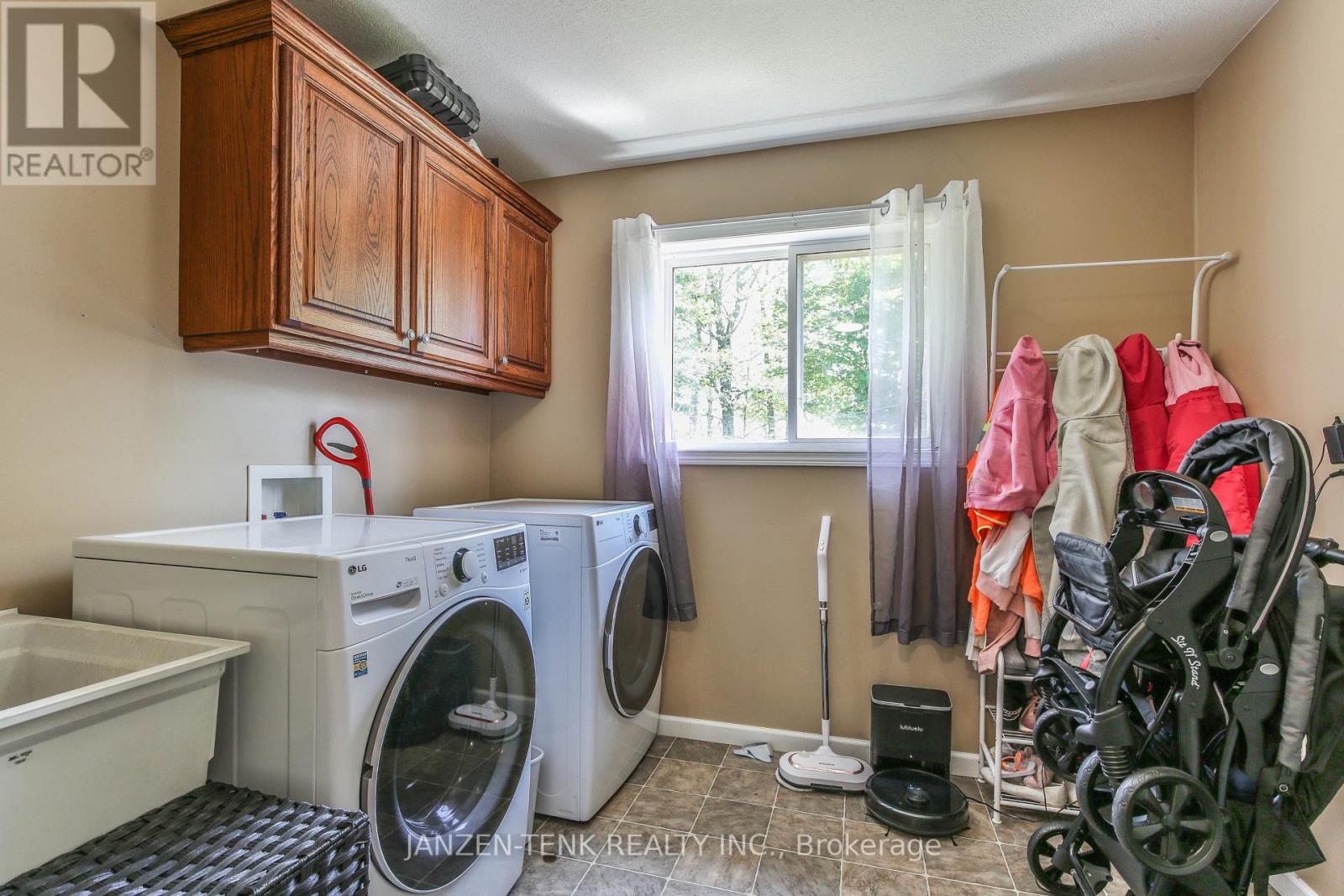 6770 Plank Road Property Photo 25