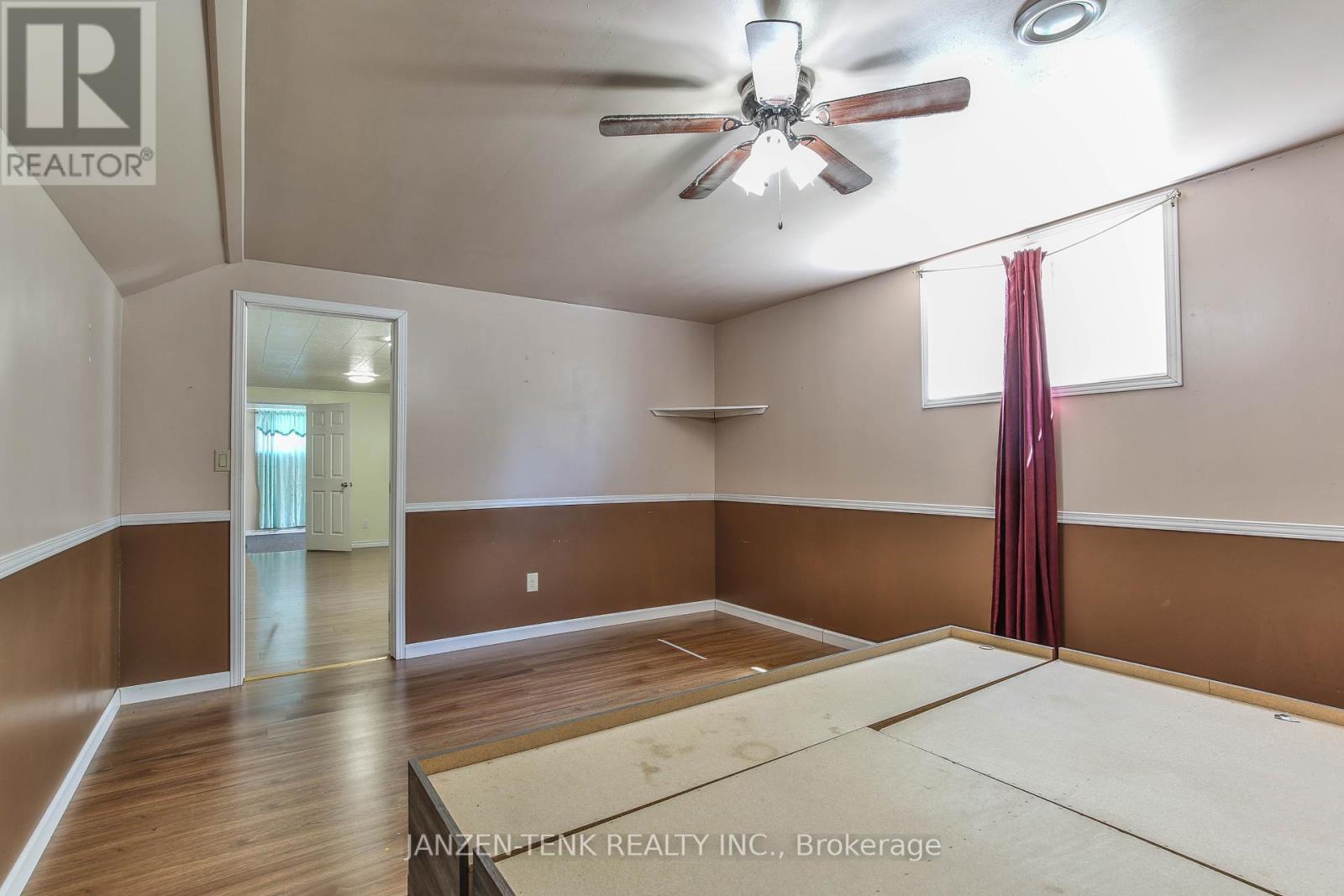 6770 Plank Road Property Photo 32