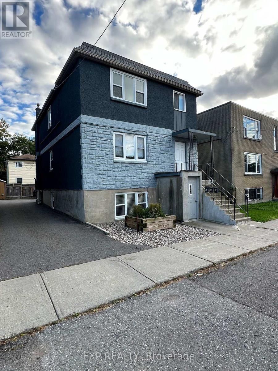 214 CARILLON STREET Property Photo 1