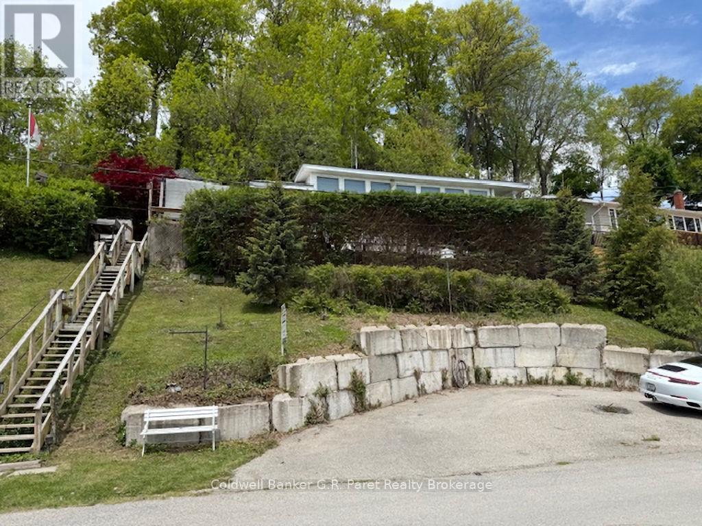 61 Bluewater Avenue Property Photo 3