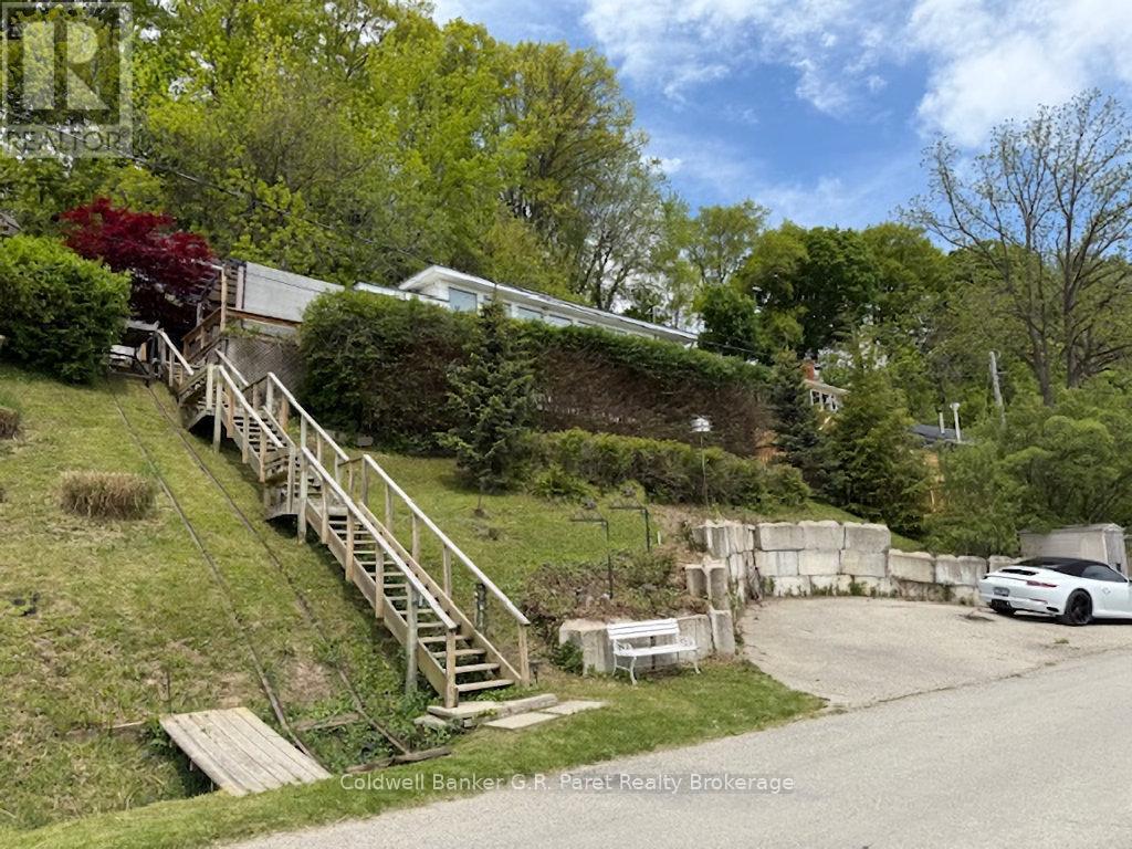 61 Bluewater Avenue Property Photo 4