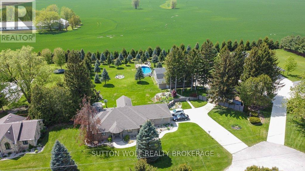 10 Evergreen Court Property Photo 1
