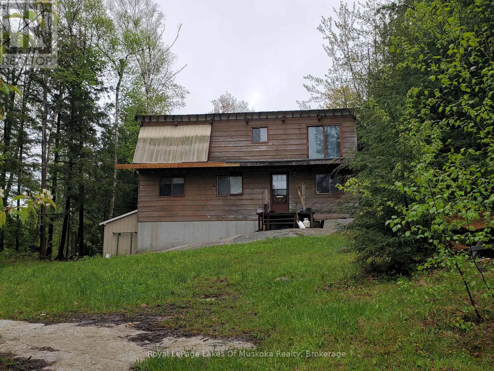 1357 Dickie Lake Rd Property Photo 1