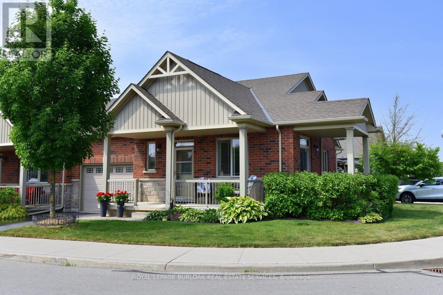 11 Ecker Lane Property Photo 1