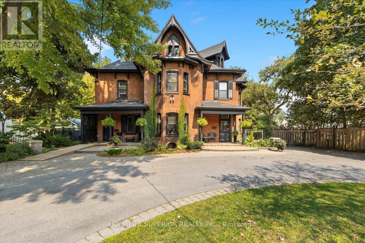 220 Moira Street Property Photo 1