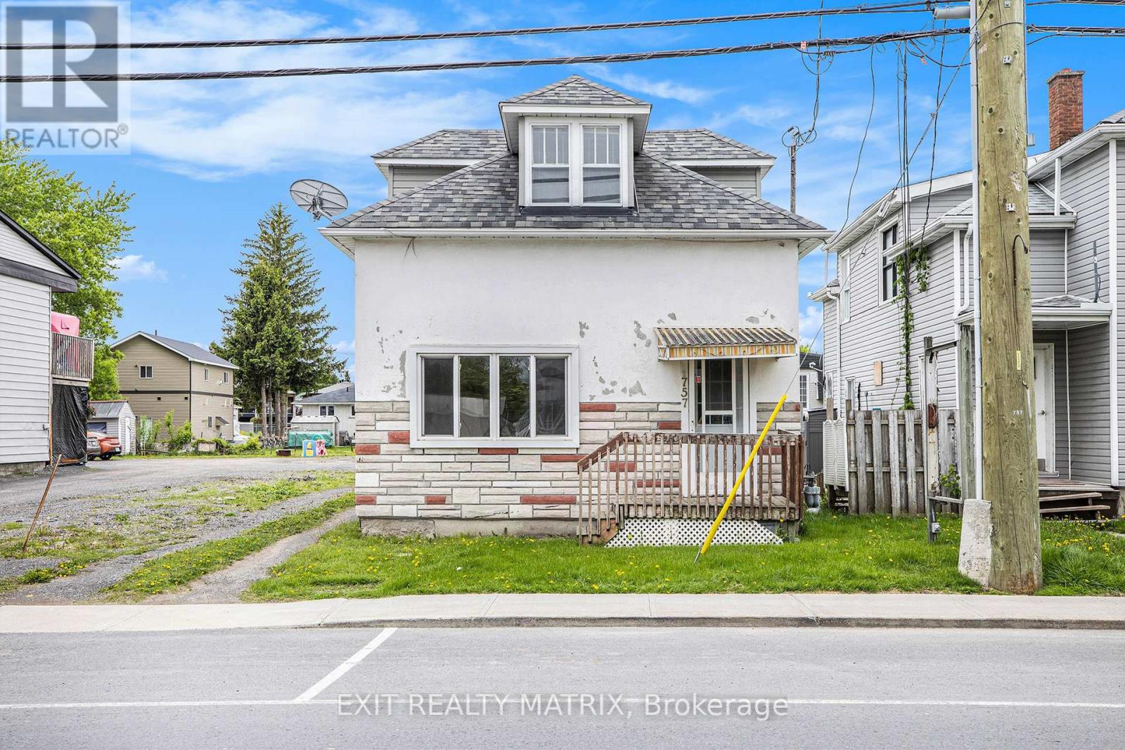 757 Principale Street Property Photo 1