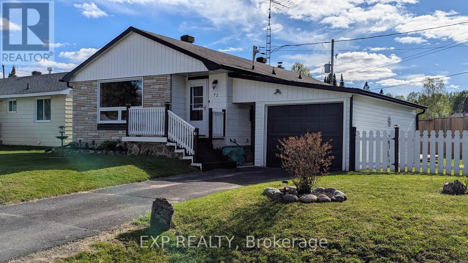 42 LARCH STREET Property Photo 1