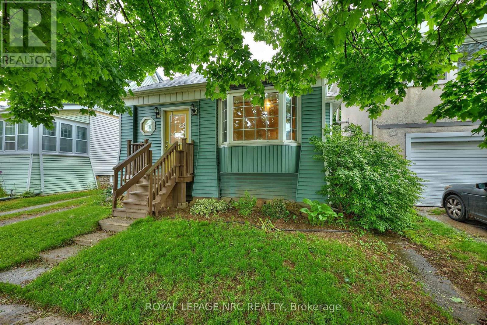 71 Dufferin Street Property Photo 2