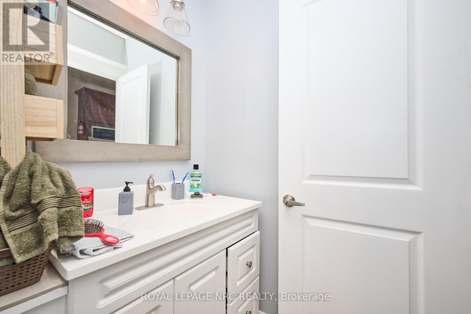 71 Dufferin Street Property Photo 10