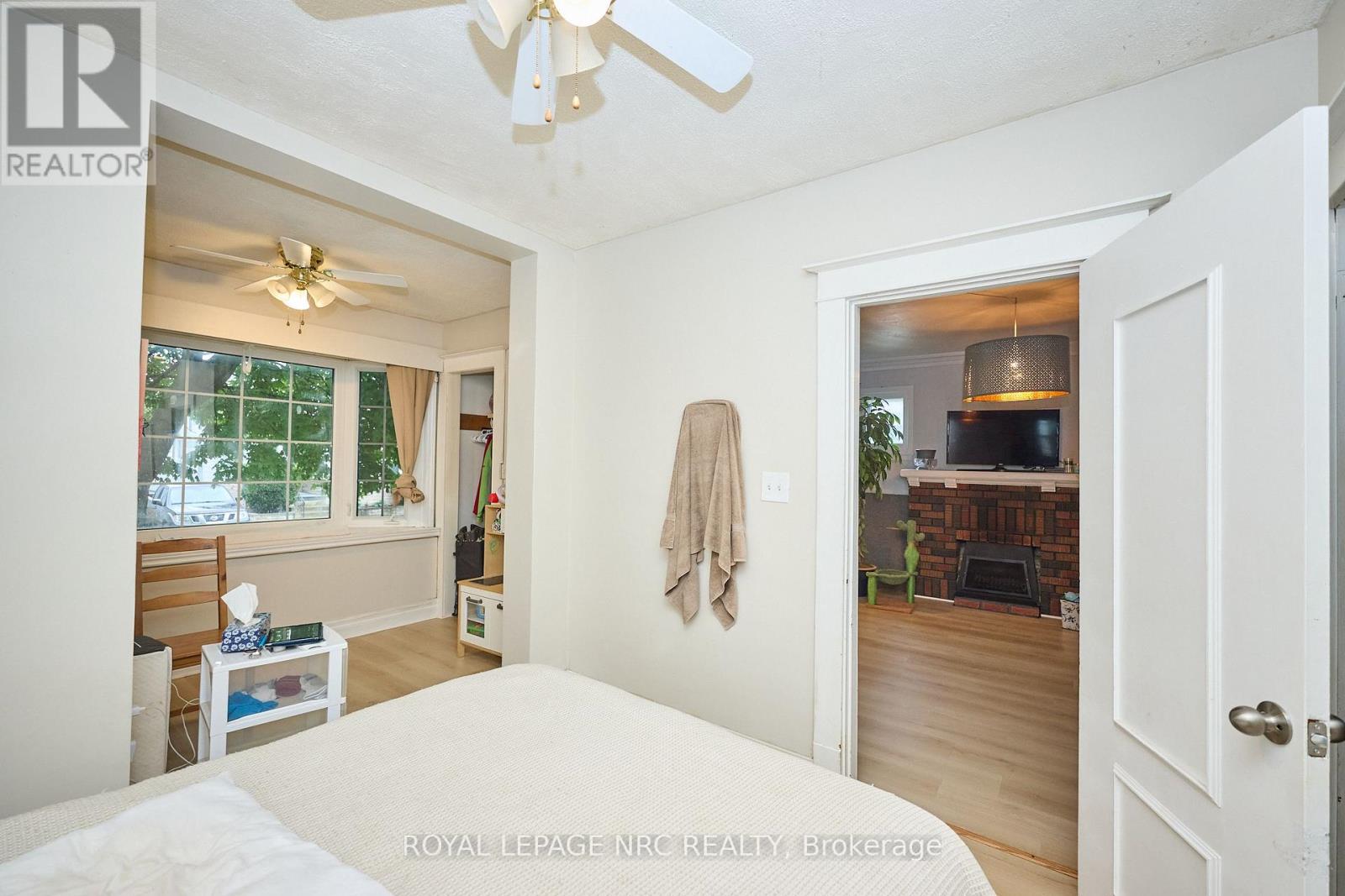 71 Dufferin Street Property Photo 13