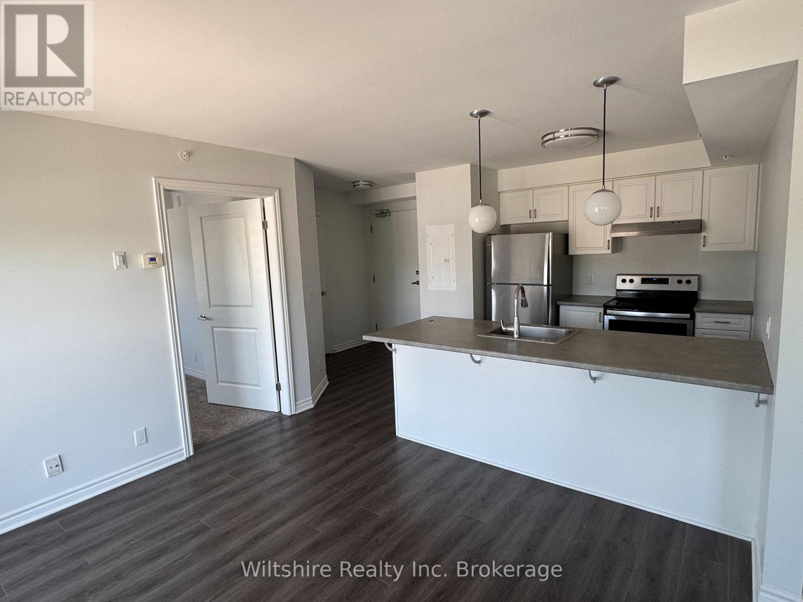 304 - 253 BROADWAY STREET Property Photo 1