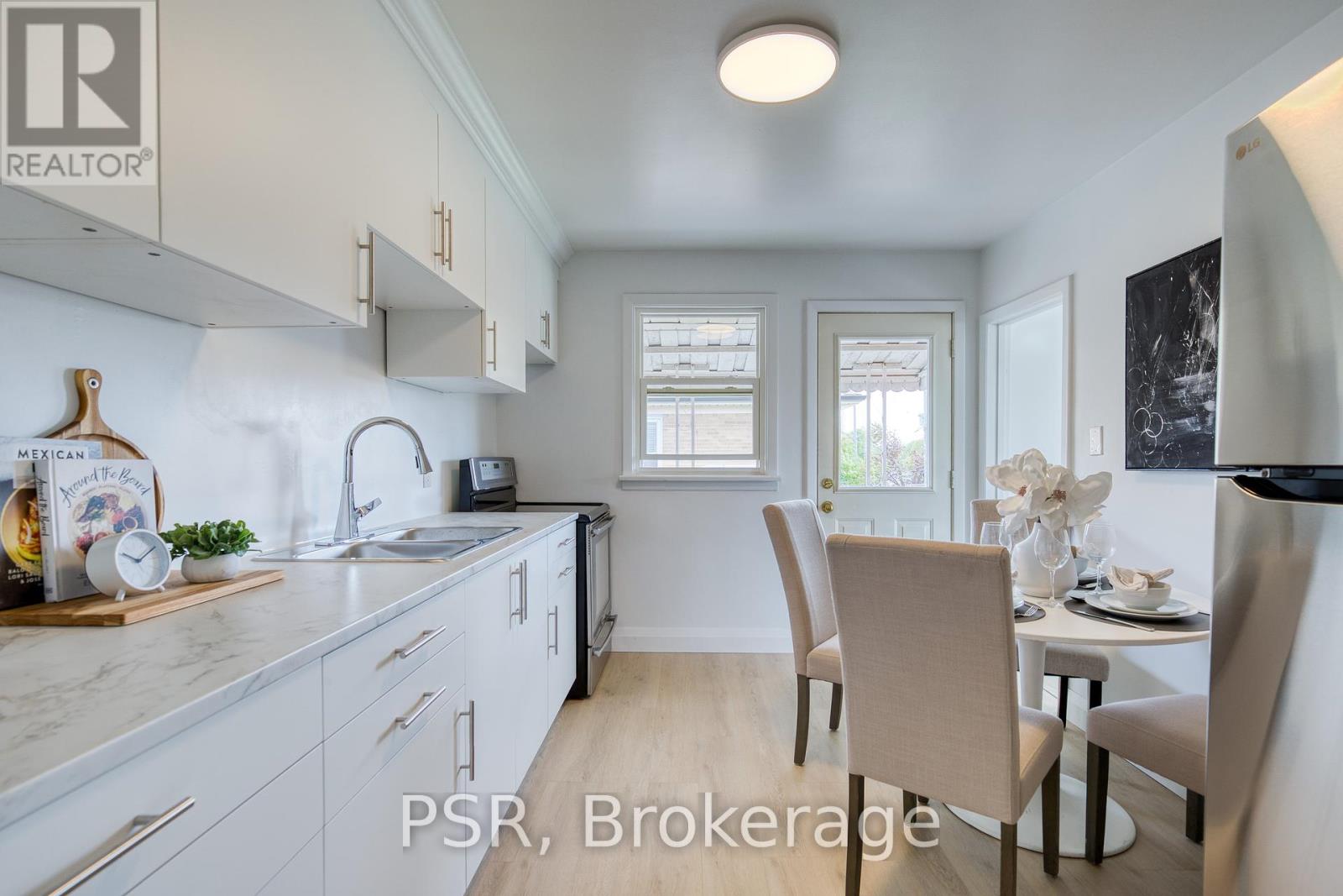 514 KRUG STREET Property Photo 1