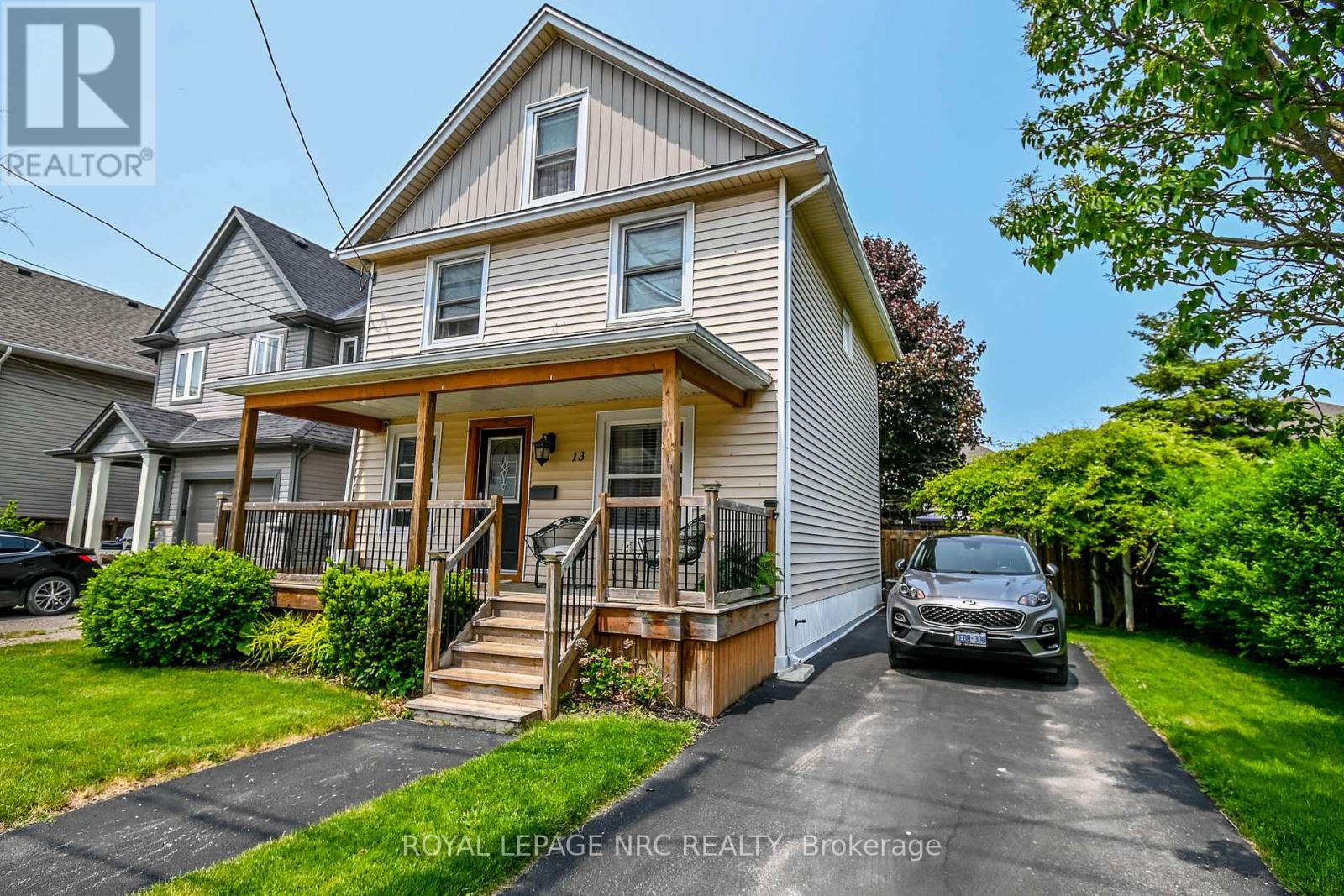 13 VIOLET STREET Property Photo 1