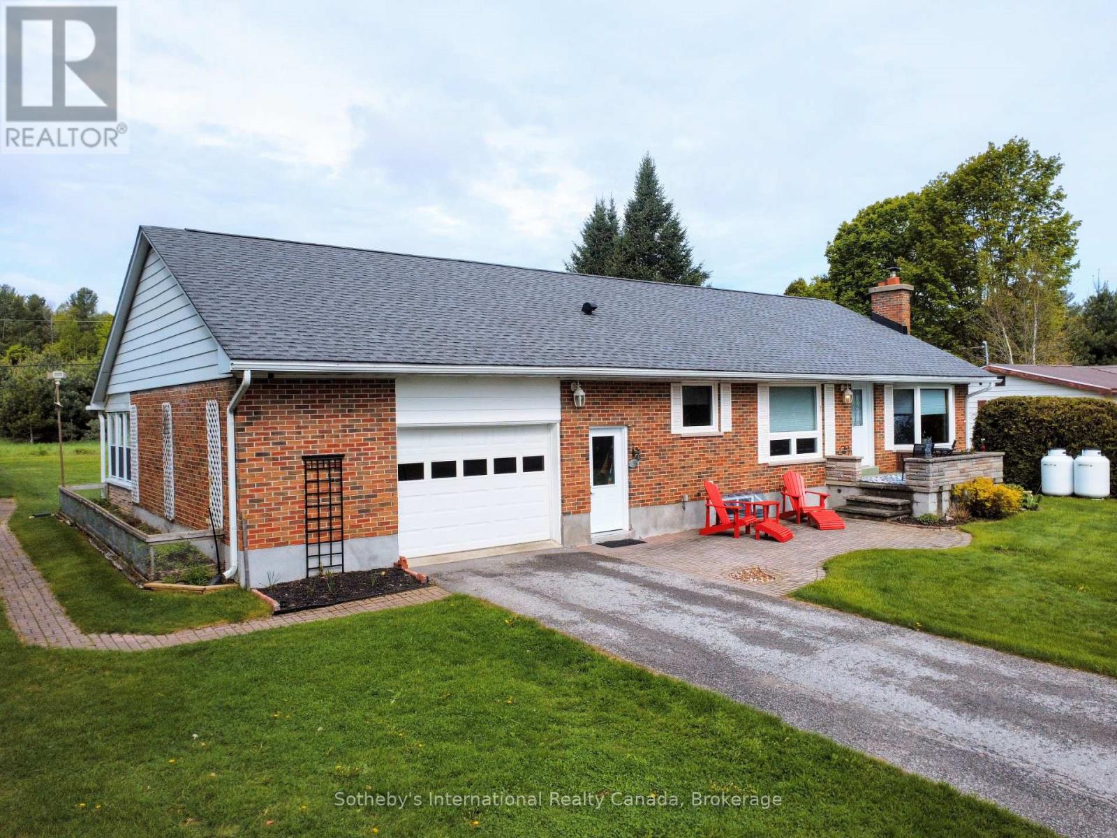 1179 St Peters Road Property Photo 1