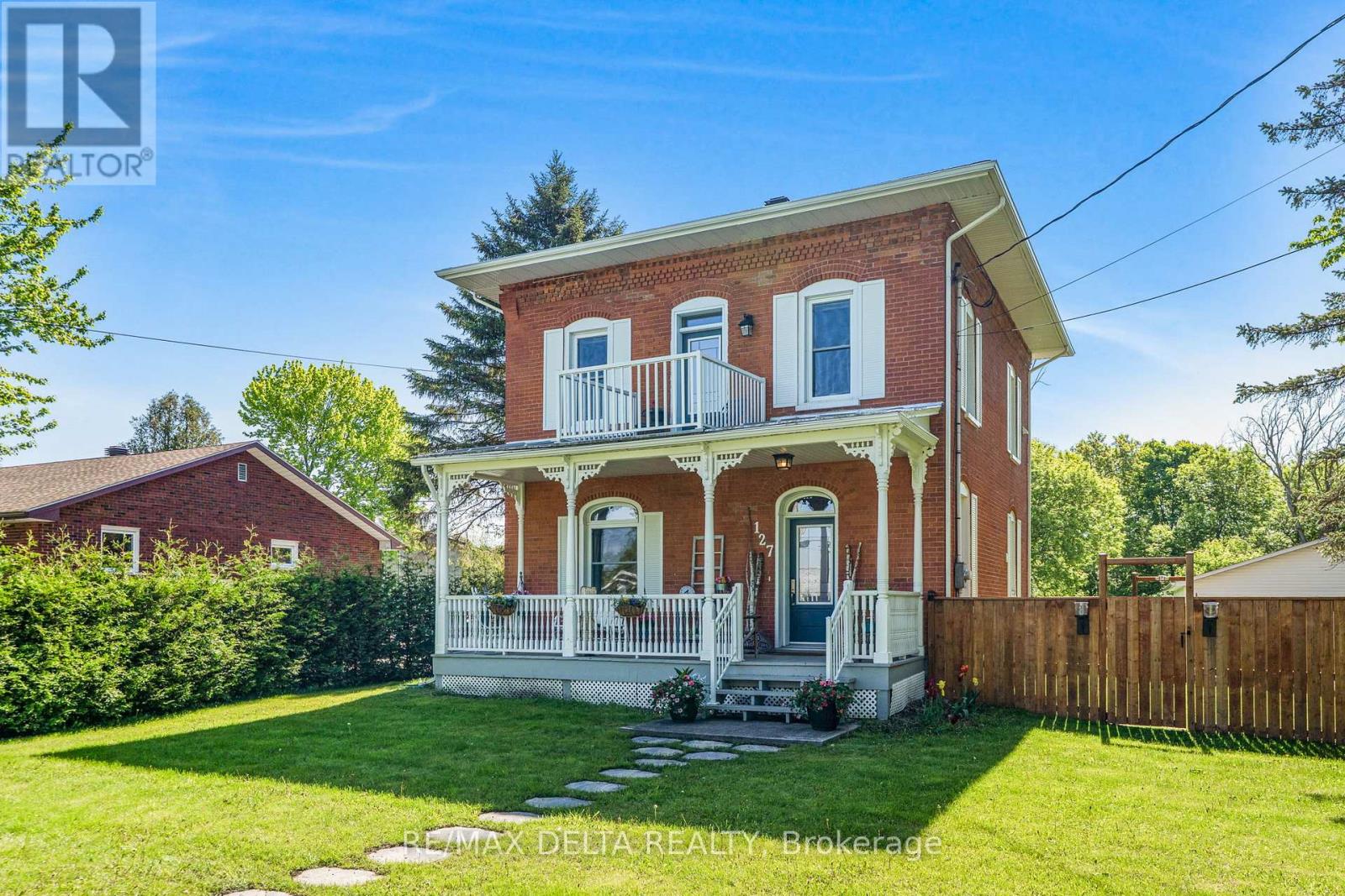 127 High Street Property Photo 1