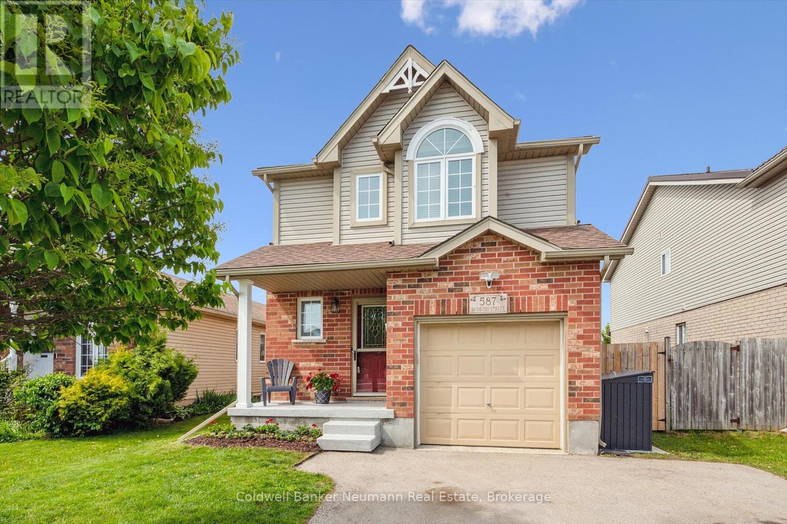 587 MCTAVISH STREET
